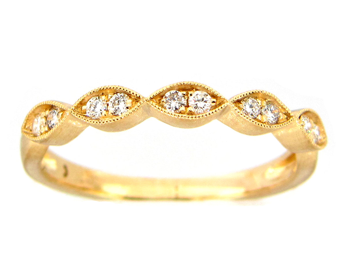 DIAMOND MARQUISE TRIM RING