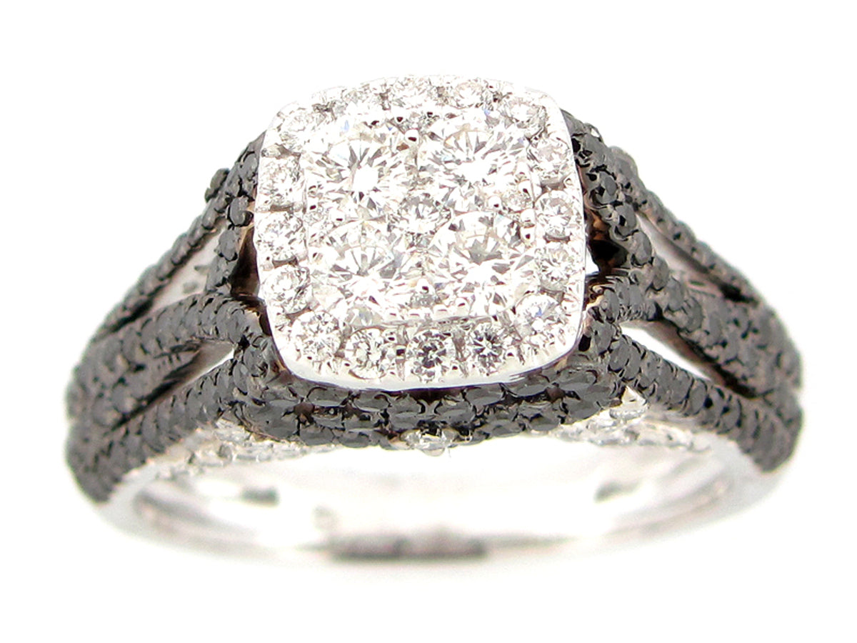 BLACK & WHITE DIAMOND RING, 14KW (R/H)
