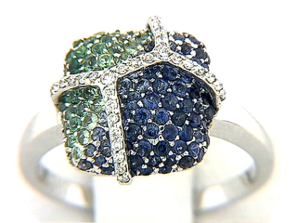 TSAVORITE, SAPPHIRE & DIAMOND RING, 18KW (H), C=1.60