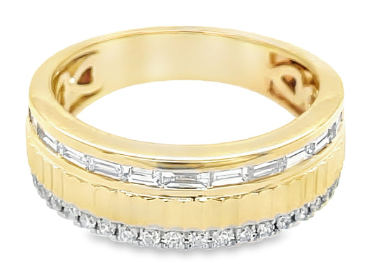 DIAMOND BAGUETTES & ROUNDS PLEATED RING, 6.4MM