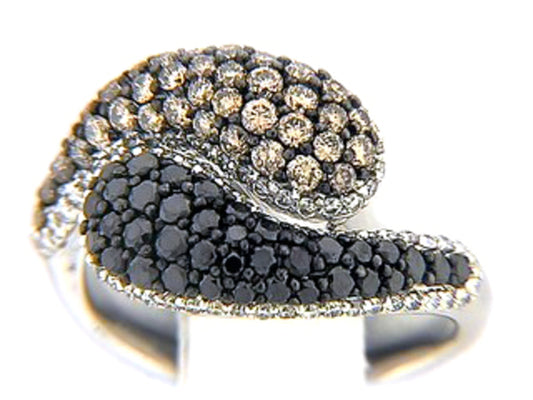 BLACK, BROWN & WHITE DIAMOND RING, 18KW (R/N)