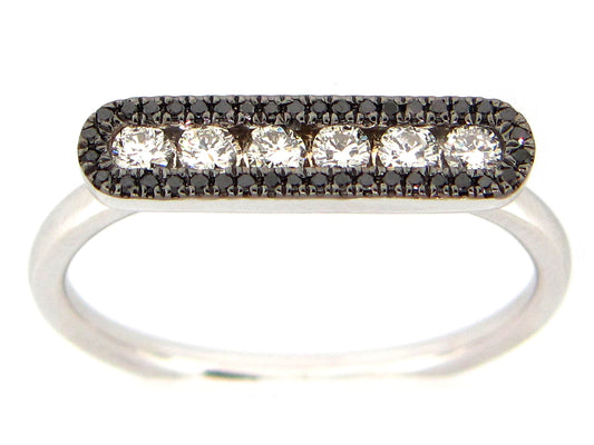 BLACK & WHITE DIAMOND RING, 14KW (R)