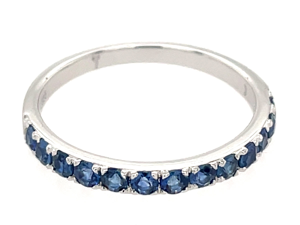 1 ROW SAPPHIRE RING