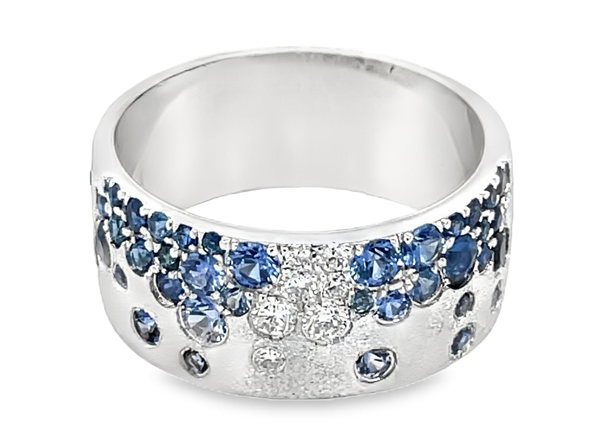 SAPPHIRE & DIAMOND MIX FLUSH SET CIGAR BAND, 8.7MM RING, SATIN FINISH