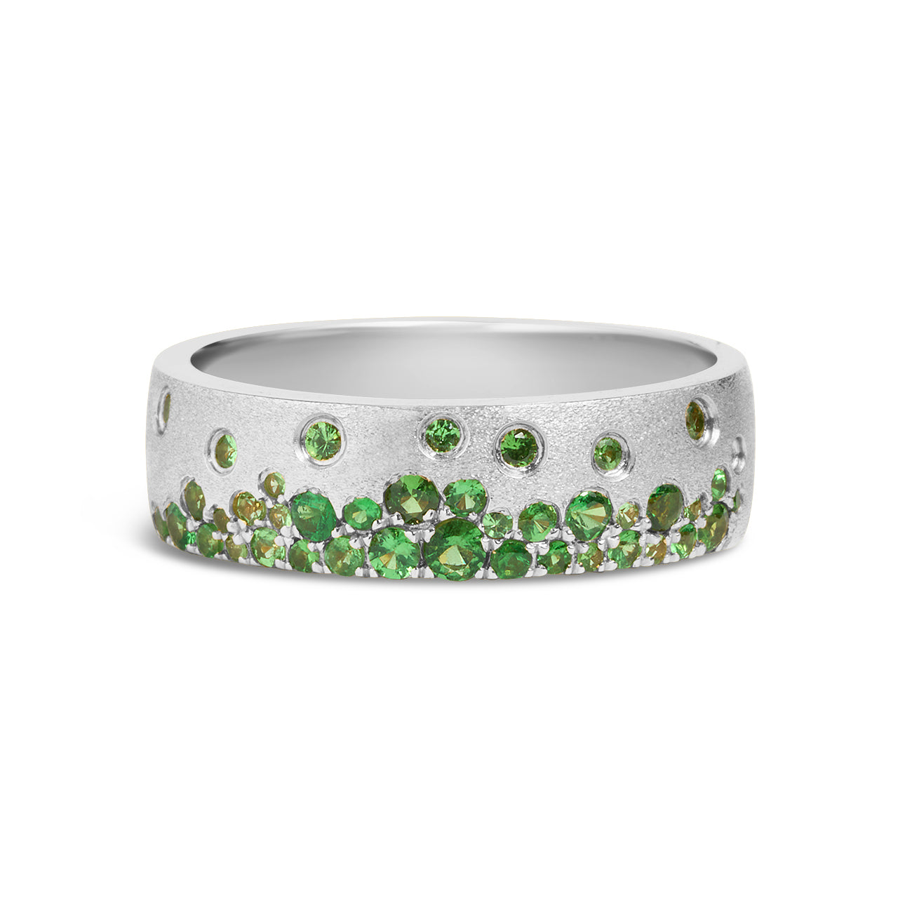 Tsavorite Confetti 5.7mm cigar Band