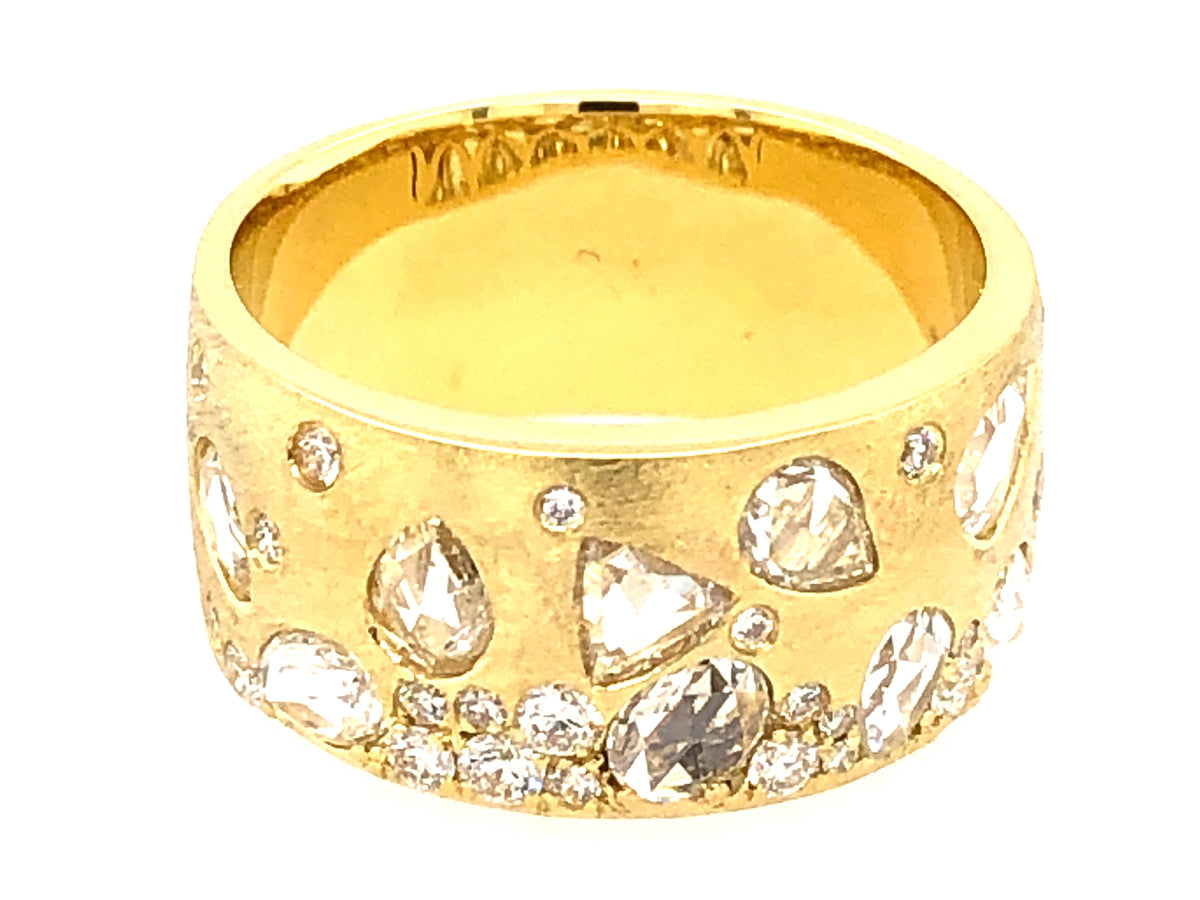 ROSE CUT DIAMOND FLUSH SET RING, 9.4MM, SATIN FINISH, 18K GREEN GOLD (N)