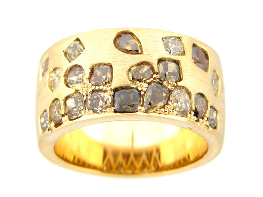 NATURAL FANCY COLOR DIAMOND FLUSH SET CIGAR BAND, 9.7MM, SATIN FINISH, 18KY (N)