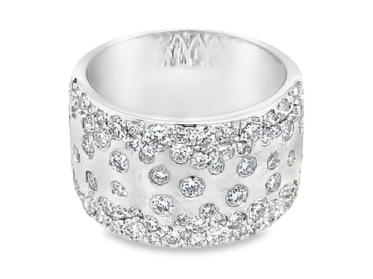 DIAMOND SCATTERED 12.3MM WIDE FLUSH SET CIGAR RING, SATIN FINISH, PLAT (N)