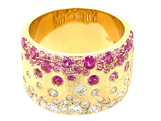 PINK SAPPHIRE, RUBY & DIAMOND SCATTERED 12.3MM WIDE FLUSH SET CIGAR RING, SATIN FINISH, 18KY (H/U)