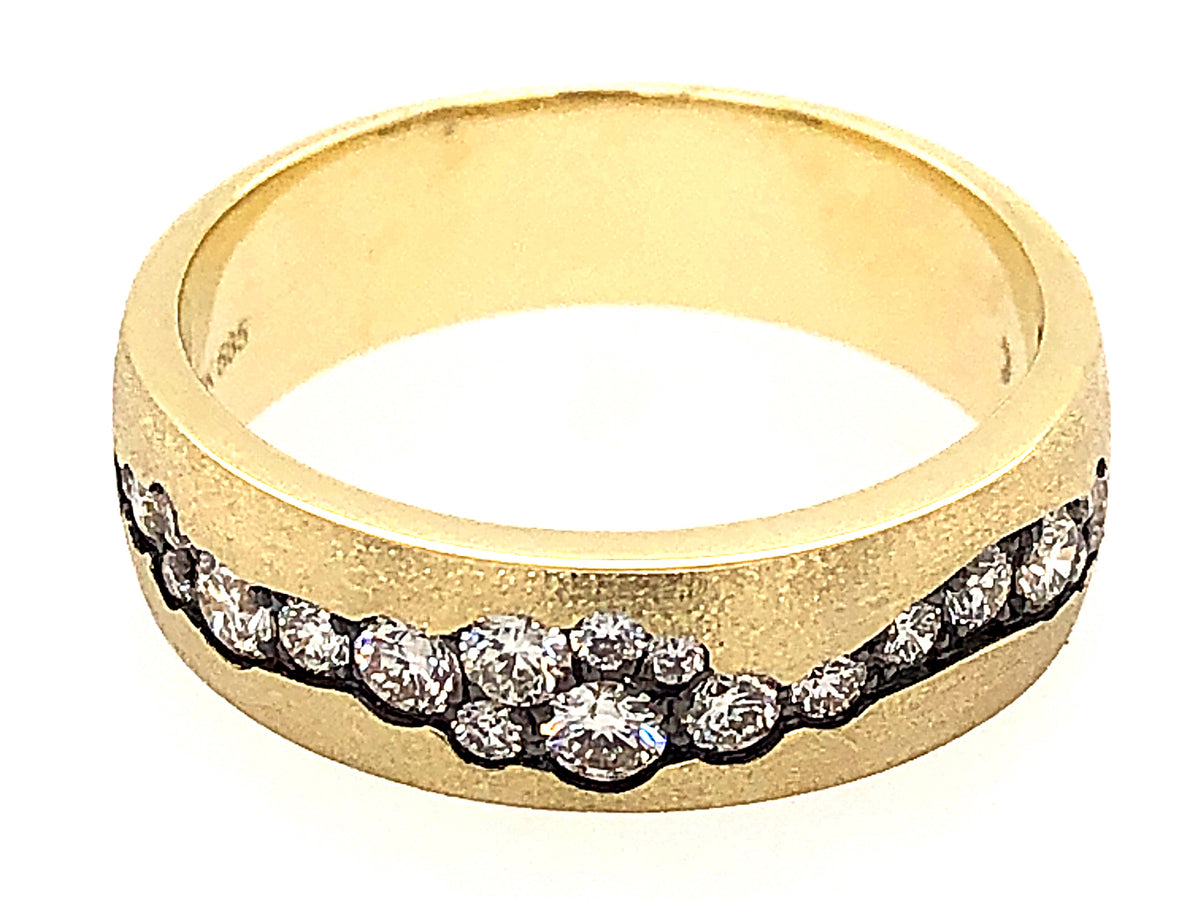 DIAMOND GROOVED FLUSH SET RING, SATIN FINISH, 14K GREEN GOLD (N)