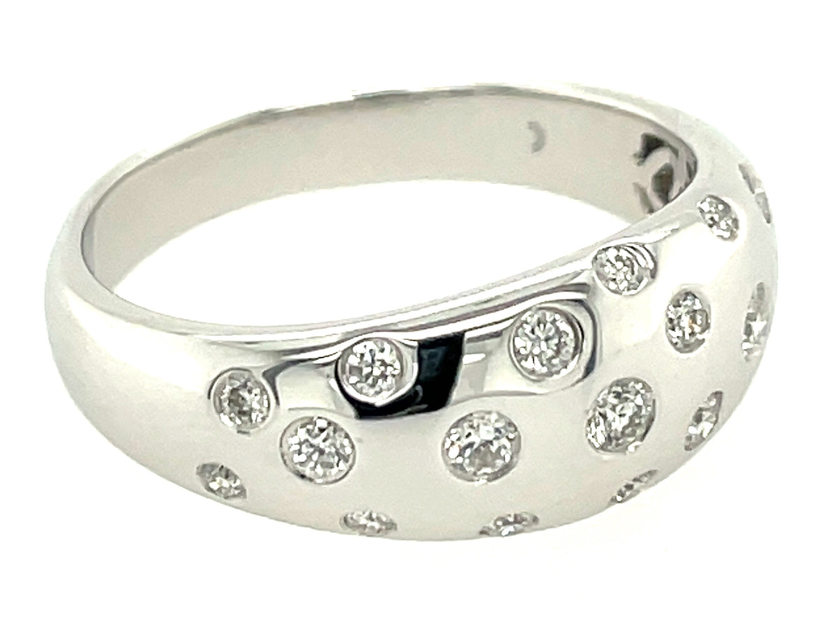 DIAMOND SCATTERED FLUSH SET TAPERED WIDE RING