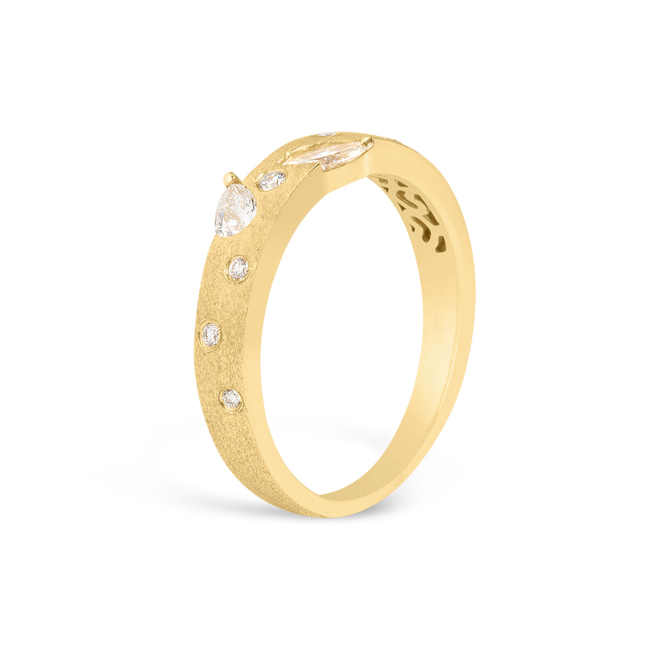 Diamond Leaf Motif Ring