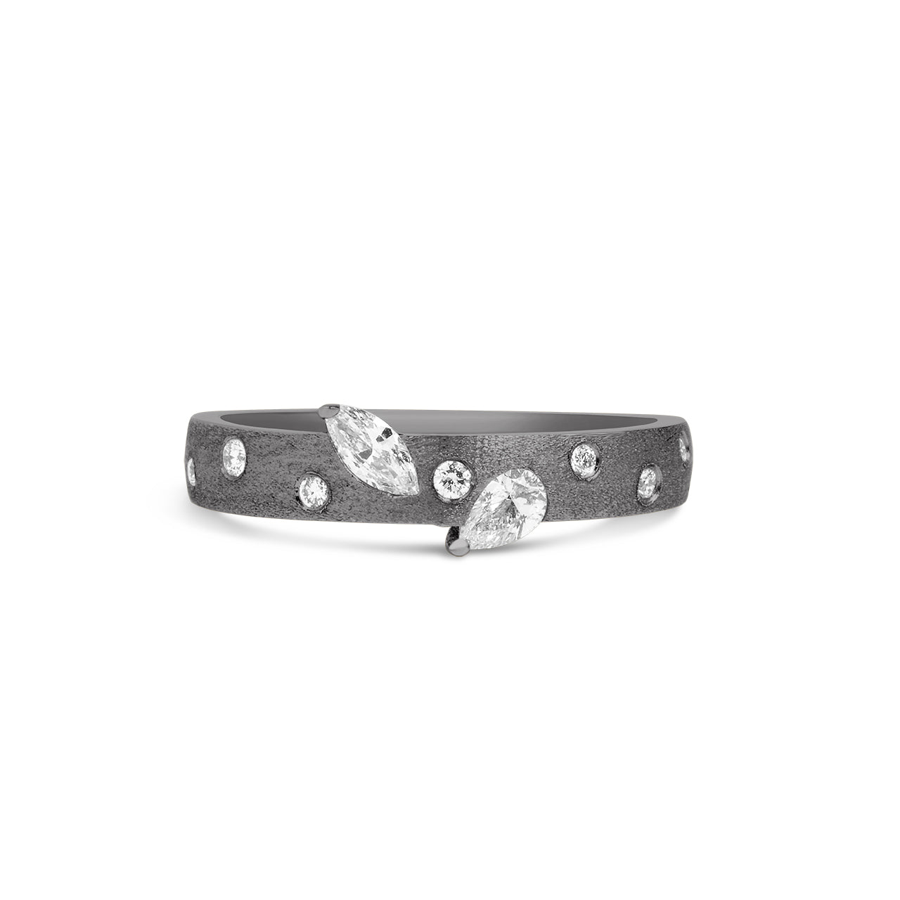 Diamond Leaf Motif Ring