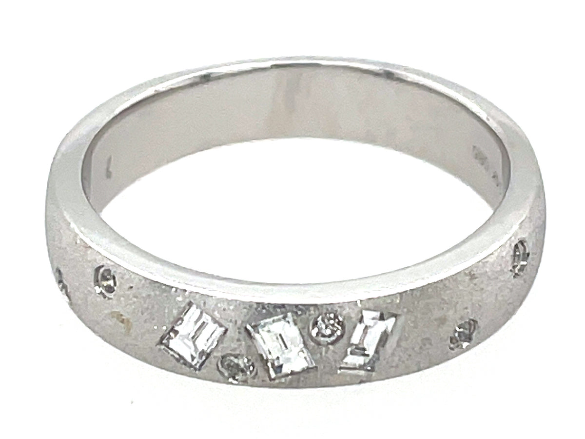 Diamond Baguettes Rounds Flush Set Ring