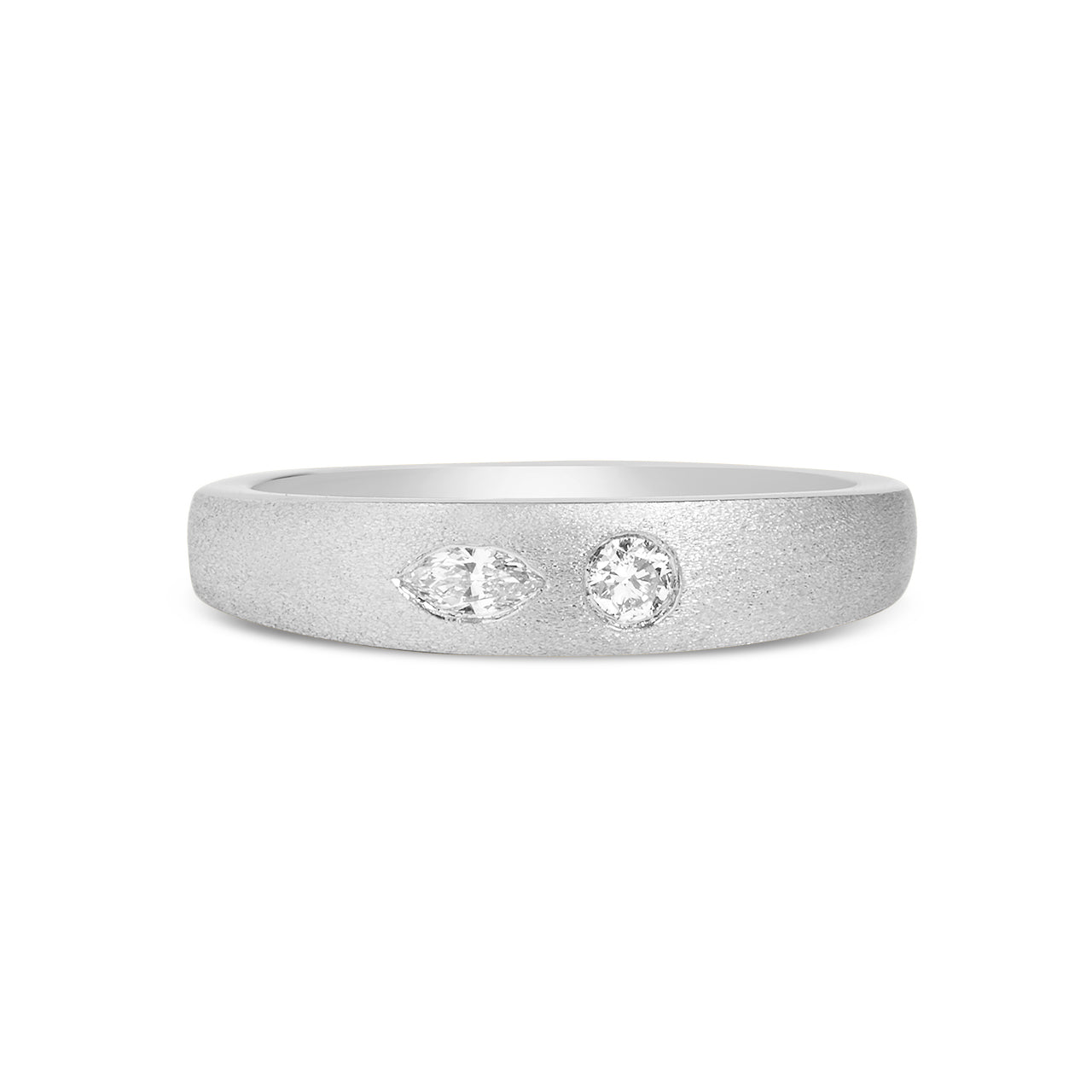 Diamond Marquise & Round Flush Toi Et Moi Band