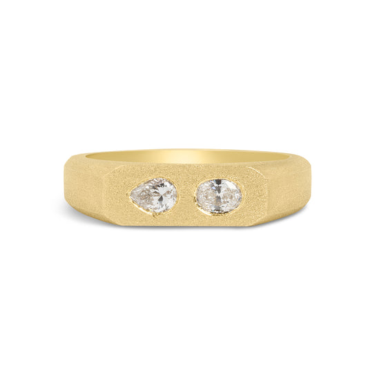 Diamond Pear & Oval Flush Toi Et Moi Signet Band