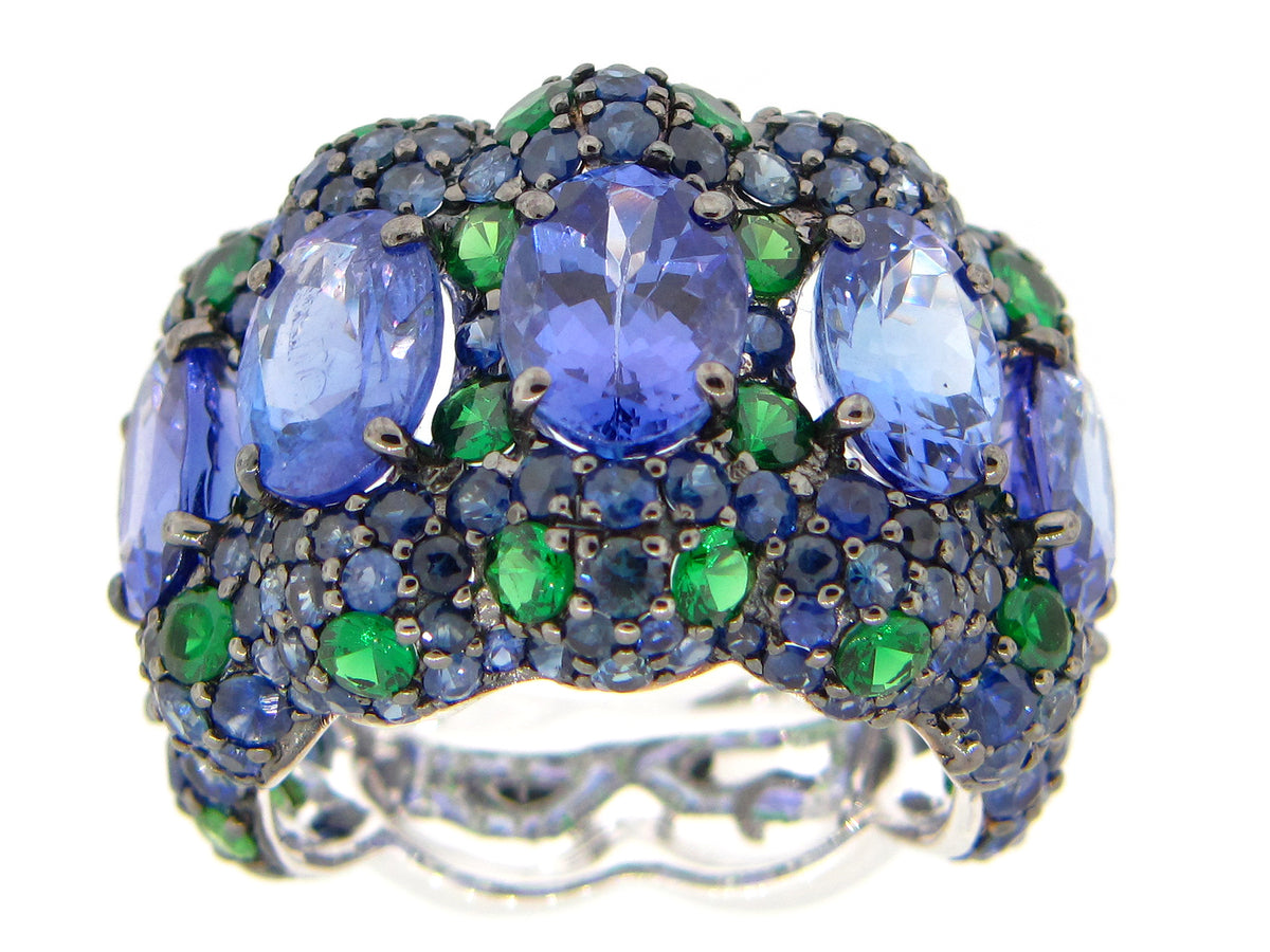 TANZANITE, SAPPHIRE & TSAVORITE RING, 18KW (H/N)