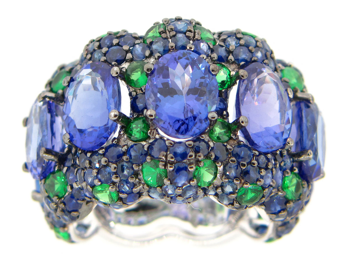 TANZANITE, SAPPHIRE & TSAVORITE RING, 18KW (H/N)