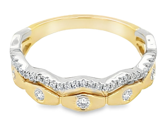 DIAMOND HEXAGON & WAVY SPLIT SHANK RING, 4.9MM, SATIN FINISH TOP