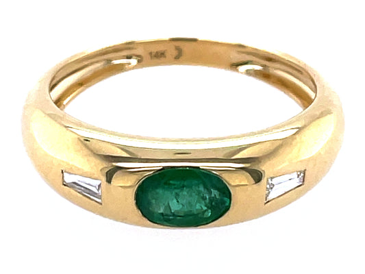 EMERALD OVAL FLUSH SET & DIAMOND BAGUETTE RING