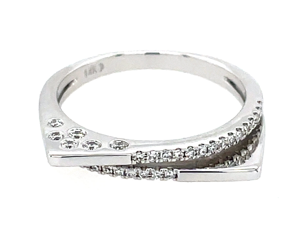 Diamond Flat Split Shank Bypass Ring