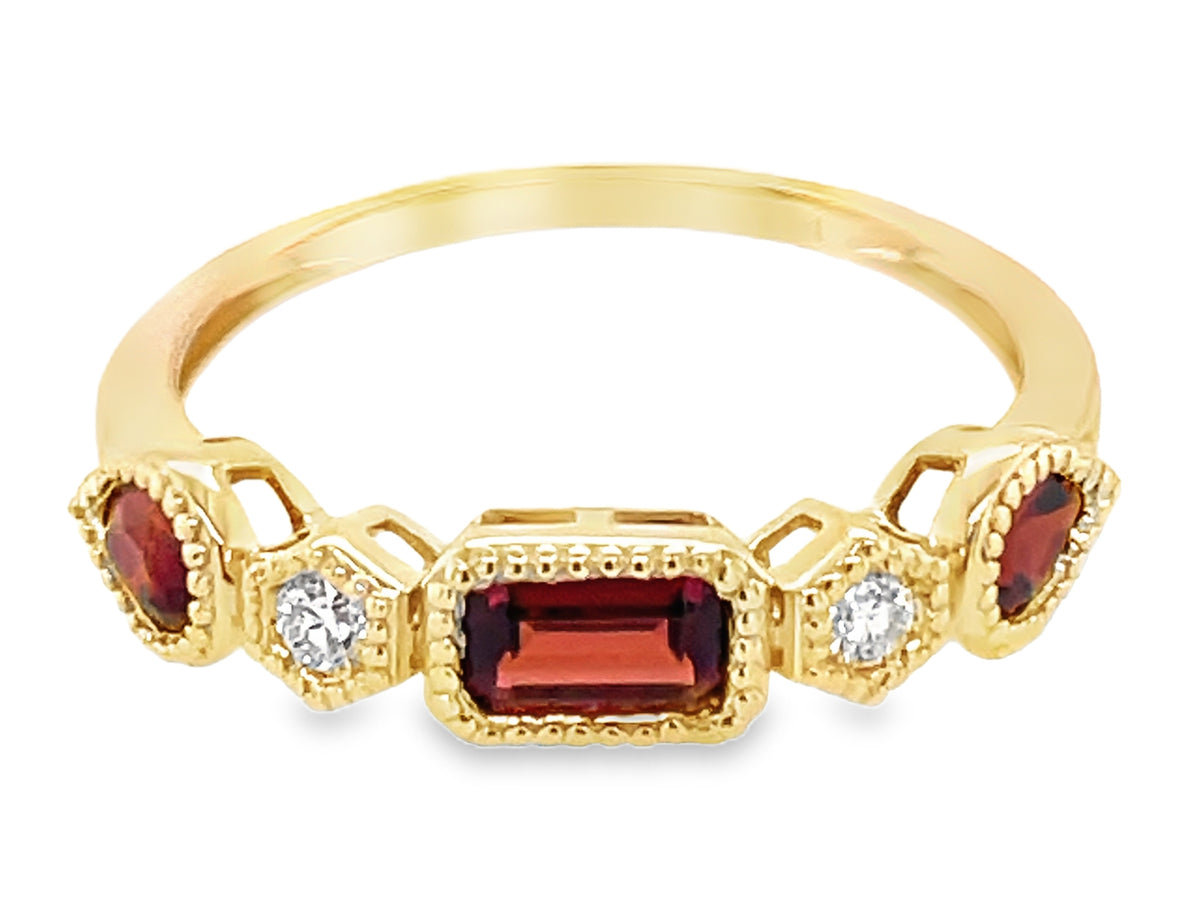 GARNET & DIAMOND ALTERNATING 5 STONE RING