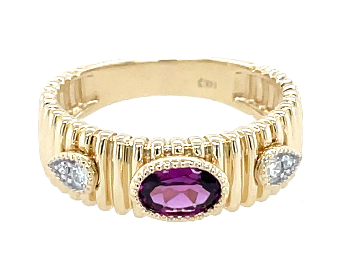 Rhodlite Oval Center Diamond Ribbed Ring