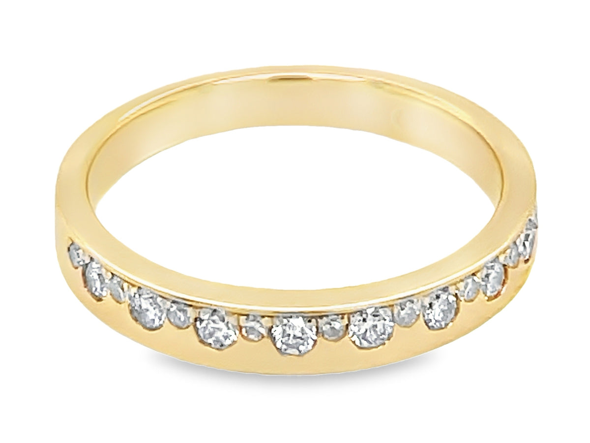 DIAMOND ALTERNATING RING