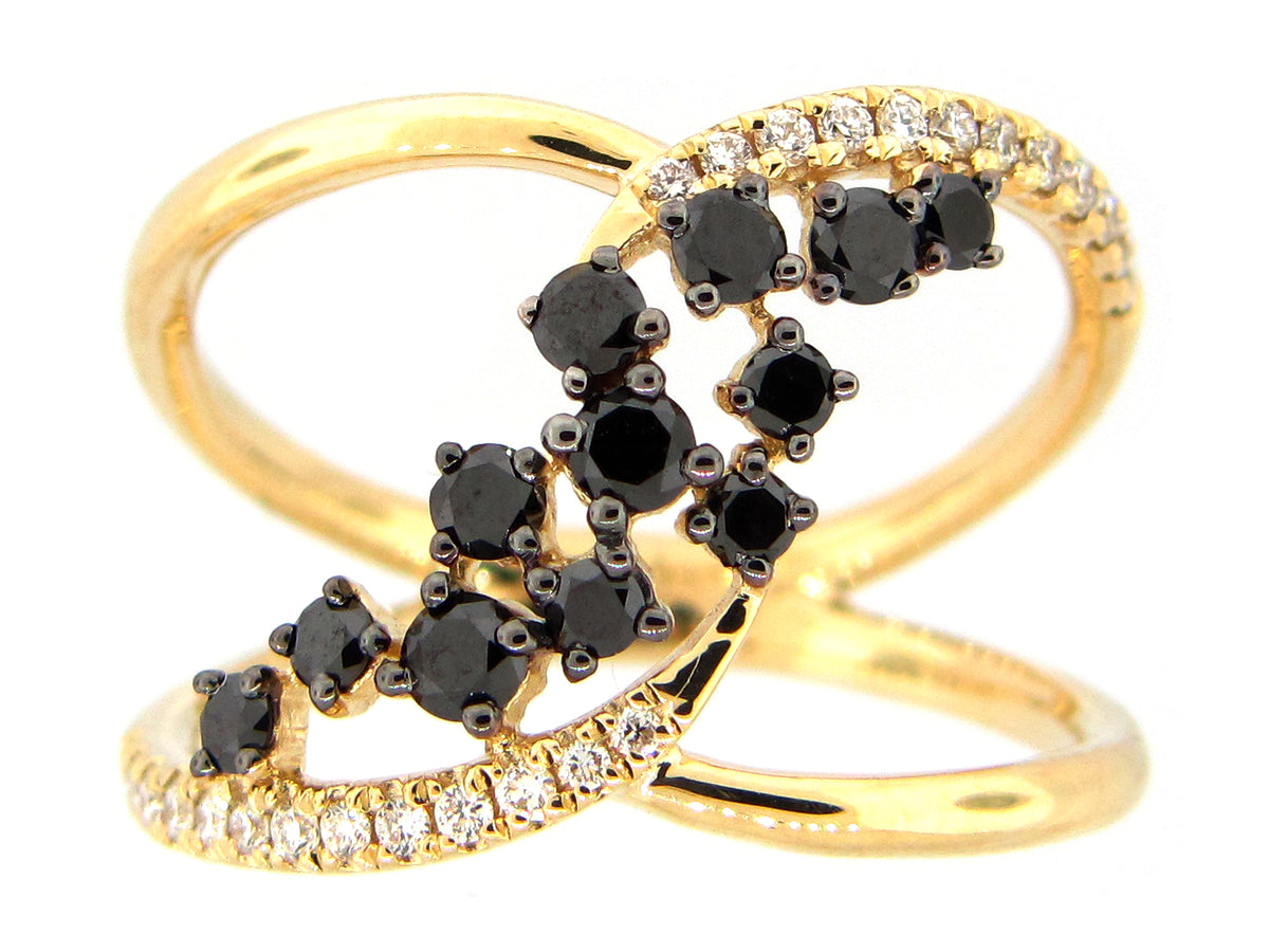 BLACK & WHITE DIAMOND RING, 14KY (R)