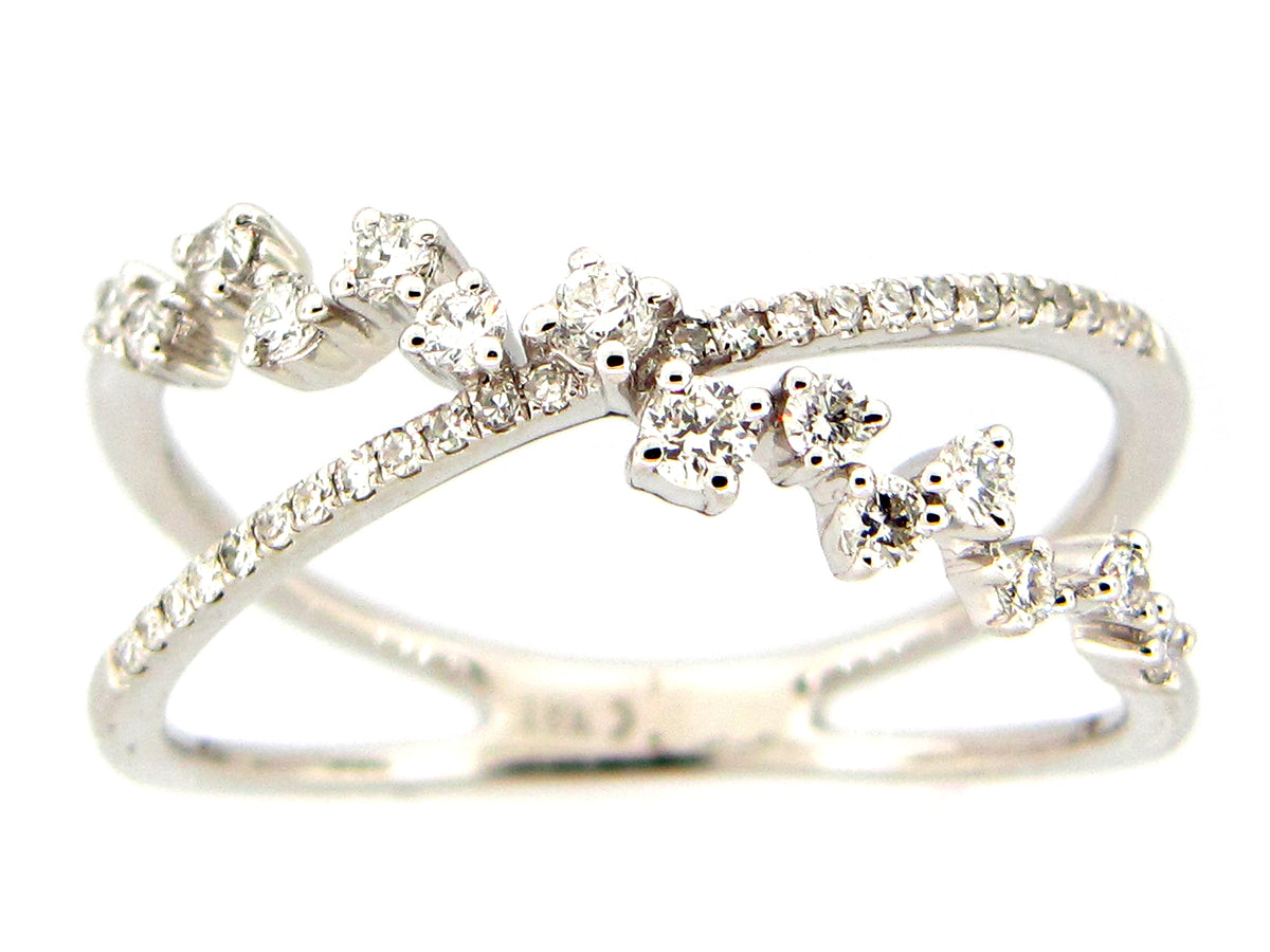 DIAMOND X RING