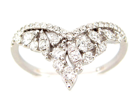 DIAMOND V RING