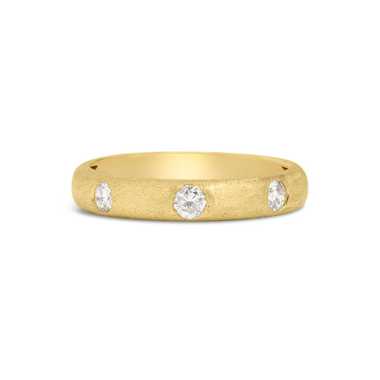 Diamond 3 Stone Flush Band