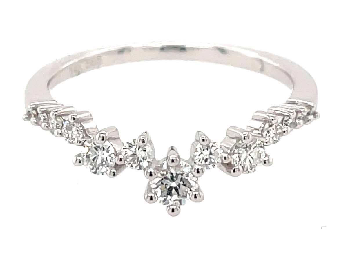 DIAMOND SCATTERED V TRAIL RING