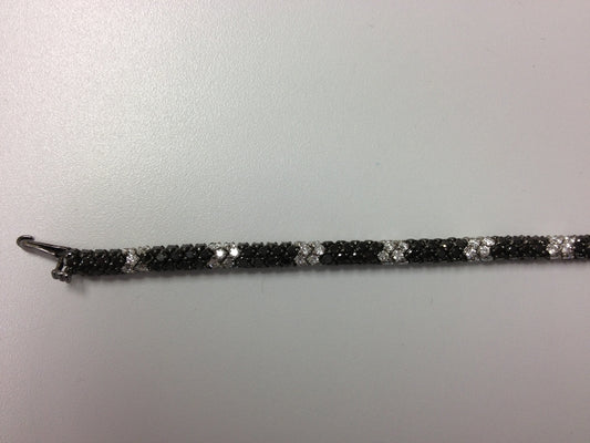 BLACK & WHITE DIAMOND BRACELET, 18KW (R/N)
