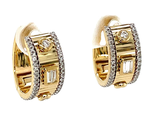 DIAMOND PLEATED HUGGY EARRING, 15MM
