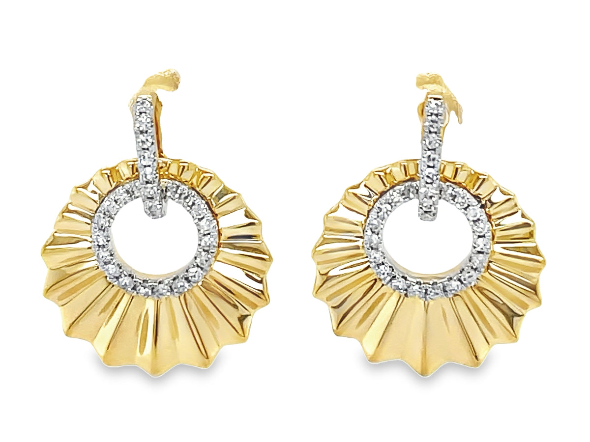 DIAMOND CIRCLE PLEATED EARRING, 15MM