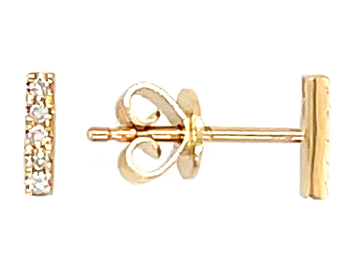 DIAMOND 6MM BAR STUD EARRING