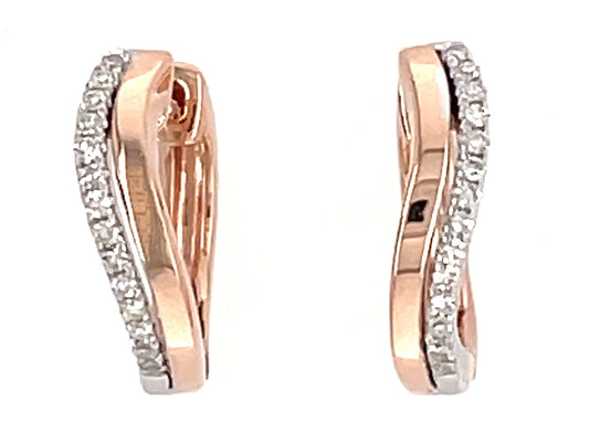 DIAMOND WAVY EDGE EARRRING
