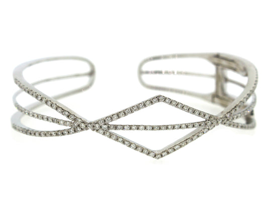 DIAMOND BANGLE, 14KW (N)