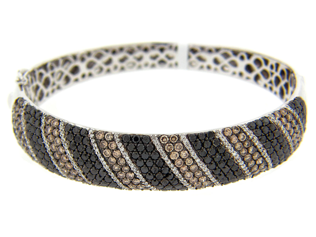 BLACK, BROWN & WHITE DIAMOND BANGLE, 18KW (R/N)