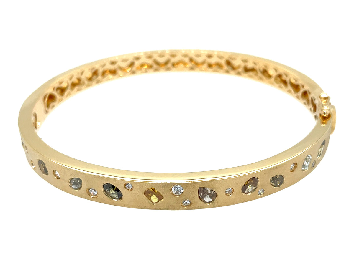 NATURAL FANCY COLOR DIAMOND FLUSH SET BANGLE, SATIN FINISH, 18KY (N)