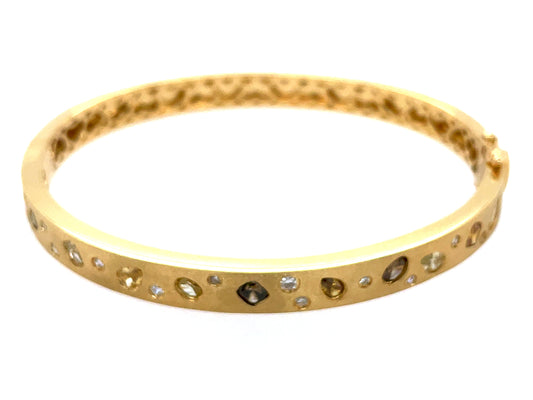NATURAL FANCY COLOR DIAMOND FLUSH SET BANGLE, SATIN FINISH, 18KY (N)