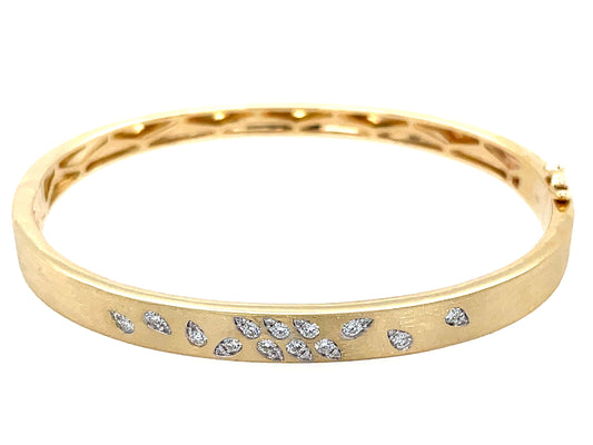 Diamond Pear Pattern Bangle