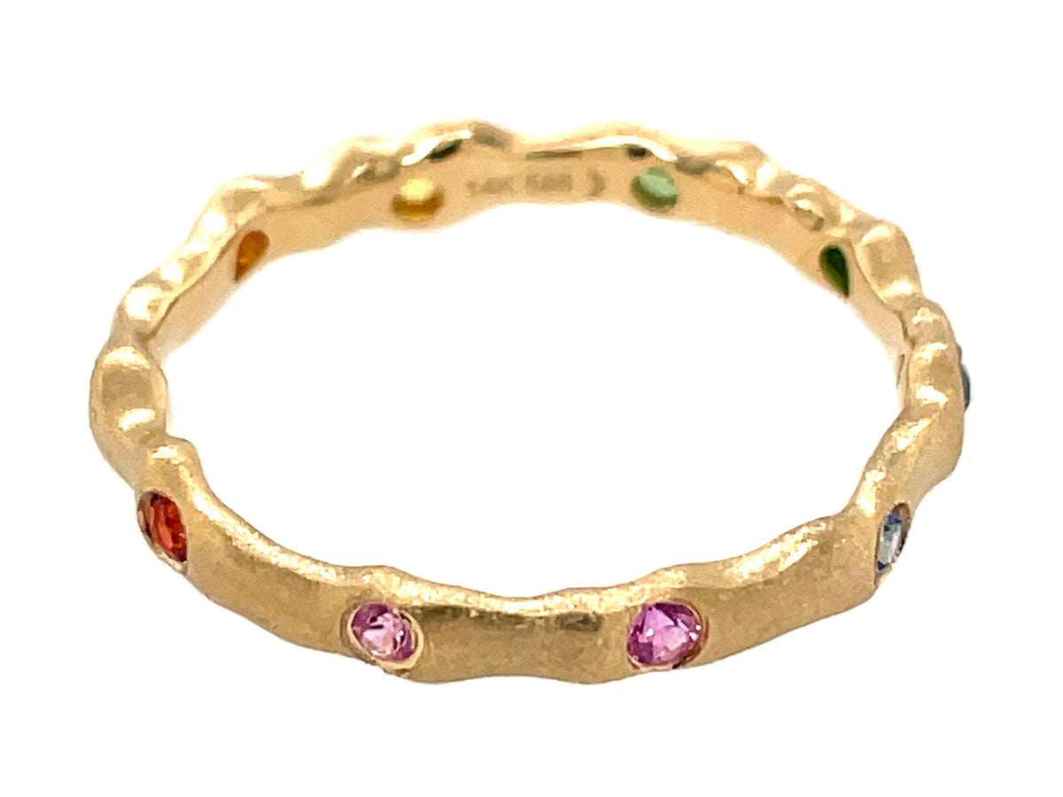 RAINBOW SAPPHIRE 2.8MM FREEFORM ETERNITY BAND