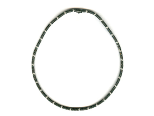 BLACK & WHITE DIAMOND NECKLACE, 18KW (R/N)