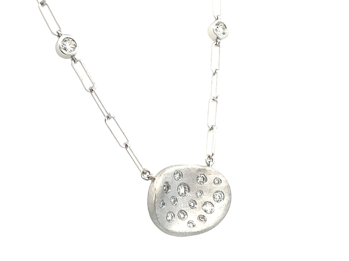 DIAMOND ROUNDS FLUSH SCATTERED NECKLACE