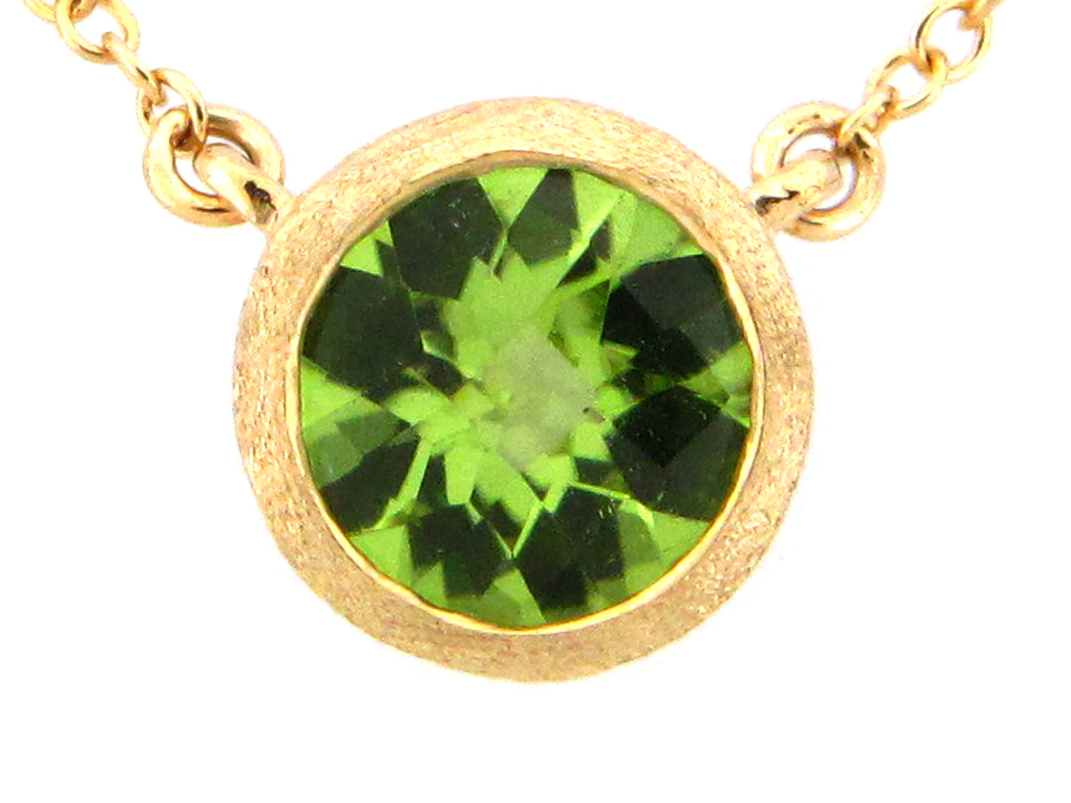 PERIDOT PENDANT ROUND BEZEL NECKLACE, 18"/17"/16",SATIN FINISH, 14KY (H)