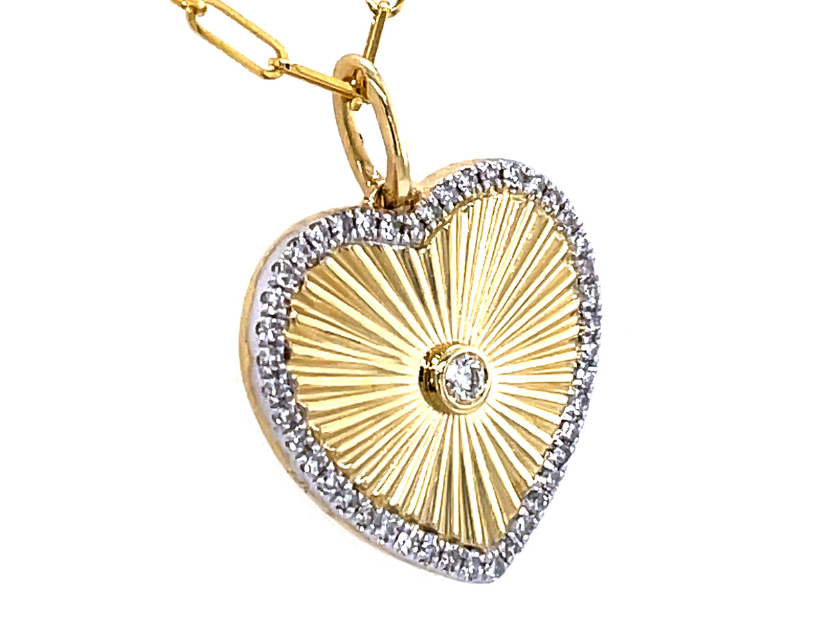 DIAMOND HEART PLEATED PENDANT, 18" PAPERCLIP CHAIN