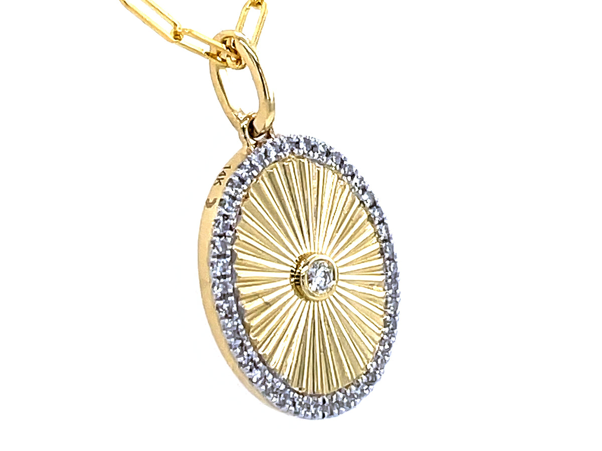 DIAMOND OVAL PLEATED PENDANT, 18" PAPERCLIP CHAIN
