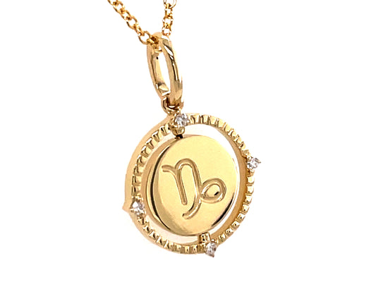 DIAMOND CAPRICORN DISC FLIP PENDANT